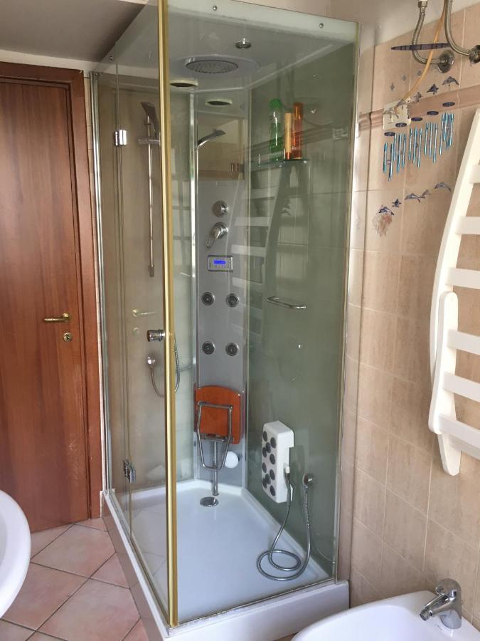 Casa Delfino - Appartamento Centro Storico A Due Passi Dalla Spiaggia & Mare, Porto & Ferrovia شيفيتافيكْيا المظهر الخارجي الصورة